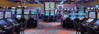 Antarmuka Ikan Hoki di toto macau4d dengan dealer live dan panel kontrol pemain